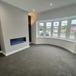 Rent 3 bedroom flat in North West England