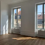 Appartement de 106 m² avec 2 chambre(s) en location à Dijon