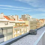 Rent 3 bedroom apartment of 122 m² in lisbon