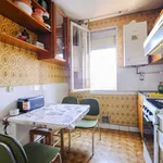 Rent a room of 70 m² in madrid