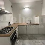 Rent 5 bedroom apartment of 110 m² in Lecce