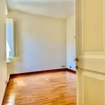 Rent 4 bedroom apartment of 200 m² in Roma