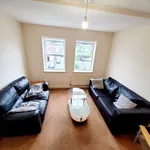 Rent 2 bedroom apartment in Salford