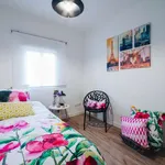 Rent a room of 75 m² in madrid