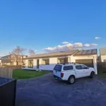 Rent 3 bedroom house in Clendon Park