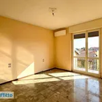 Rent 2 bedroom apartment of 70 m² in Ferno