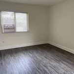 Rent 1 bedroom apartment of 62 m² in San Diego 