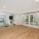 Rent 4 bedroom house of 361 m² in Los Angeles