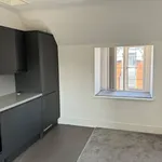 Flat to rent in Market Street, Stourbridge DY8