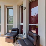 Rent 2 bedroom apartment in Milan