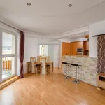 Rent 4 bedroom apartment of 87 m² in Čelákovice