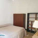 Affitto 6 camera appartamento di 114 m² in Genoa