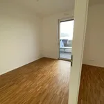 Miete 5 Schlafzimmer wohnung von 121 m² in Düsseldorf