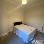 Rent 2 bedroom flat in Edinburgh