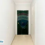 Affitto 4 camera appartamento di 105 m² in Catania