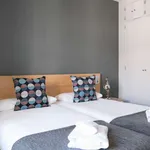 Alquilar 4 dormitorio apartamento en madrid