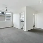 Rent 2 bedroom apartment in Thornbury