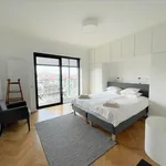 Huur 3 slaapkamer appartement van 200 m² in Brussel