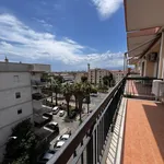 Rent 7 bedroom apartment of 130 m² in Reggio di Calabria