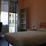 Rent 4 bedroom apartment in Valencia