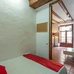 Rent 3 bedroom apartment in Valencia