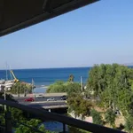 Rent 3 bedroom apartment of 210 m² in Alimos (Alimos)