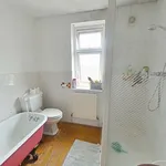 Rent 4 bedroom house in East Midlands