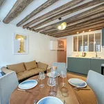 Rent 1 bedroom apartment of 301 m² in Paris