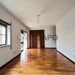 Rent 3 bedroom apartment of 150 m² in Viseu