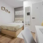 Rent a room of 130 m² in madrid