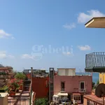 Affitto 3 camera appartamento di 82 m² in Pozzuoli