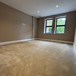 Rent 5 bedroom flat in Stockport