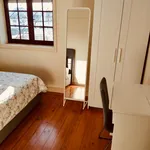 Rent 7 bedroom apartment in Porto