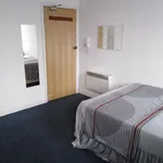 Rent 4 bedroom house in East Midlands