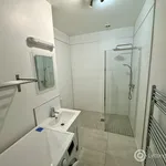 Rent 3 bedroom flat in Edinburgh