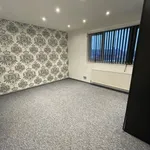 Rent 7 bedroom house in West Midlands