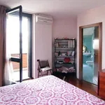 Rent 3 bedroom apartment of 120 m² in Milano