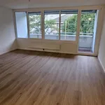 Miete 4 Schlafzimmer wohnung von 80 m² in Boudry