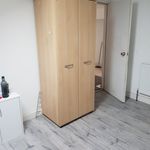 Rent 2 bedroom flat in Eccles