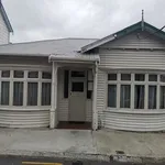 Rent 3 bedroom apartment in Wellington