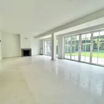 Rent 5 bedroom house of 394 m² in Sint-Pieters-Woluwe