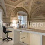 Rent 1 bedroom house of 55 m² in Florence