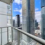 Appartement de 548 m² avec 2 chambre(s) en location à Old Toronto