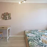 Rent a room in lisbon