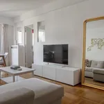 Rent 3 bedroom apartment of 59 m² in Paris