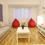 Rent a room of 139 m² in valencia