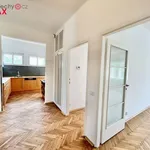 Pronajměte si 4 ložnic/e byt o rozloze 90 m² v Praha