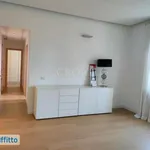 Affitto 4 camera appartamento di 110 m² in Rome