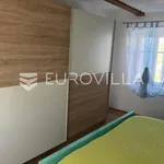 Najam 2 spavaće sobe kuća od 92 m² u Svetvinčenat