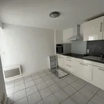 Appartement de 74 m² avec 4 chambre(s) en location à Sommières